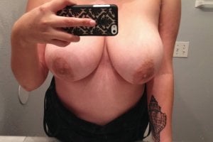 Mi enormes tetas y culo