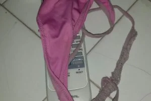 Solo de saber que la miran deja la vagina mojada 19 Solo de saber que la miran deja la vagina mojada