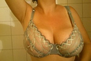 Imagen Me gusta mostrar mis tetas, es algo que disfruto