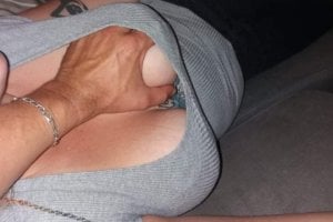 Las tetas de mi novia para comentar