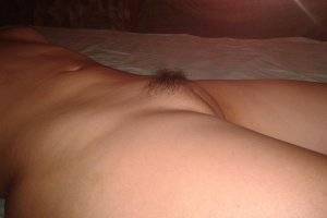 Esposa cachonda exhibiéndose sin control 76 Esposa cachonda exhibiéndose sin control