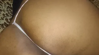 Mi esposa cachonda le encanta mostrar