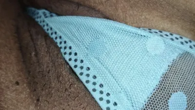 Les dejo fotos de mi pareja en tanga