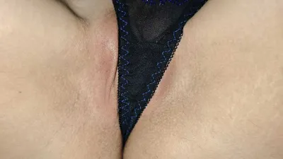 Le tengo tan gordo que se sale del tanga