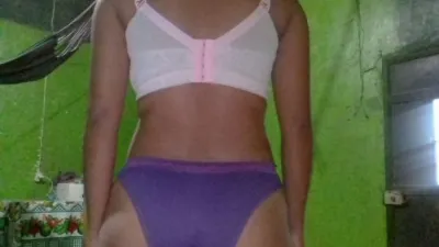 Mi ex esposa en 2017 chichuda en tanga y peluda