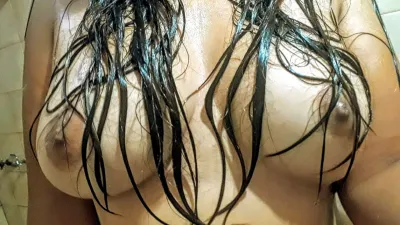 Hola después de un día largo rico baño