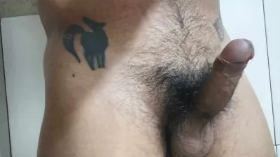 Nuevas fotitos de mi pene erecto